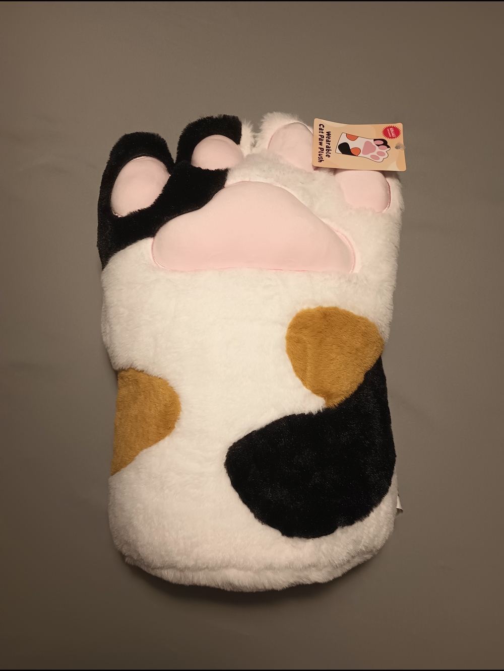 Wearable Cat Paw Plush Round 1 Exclusive